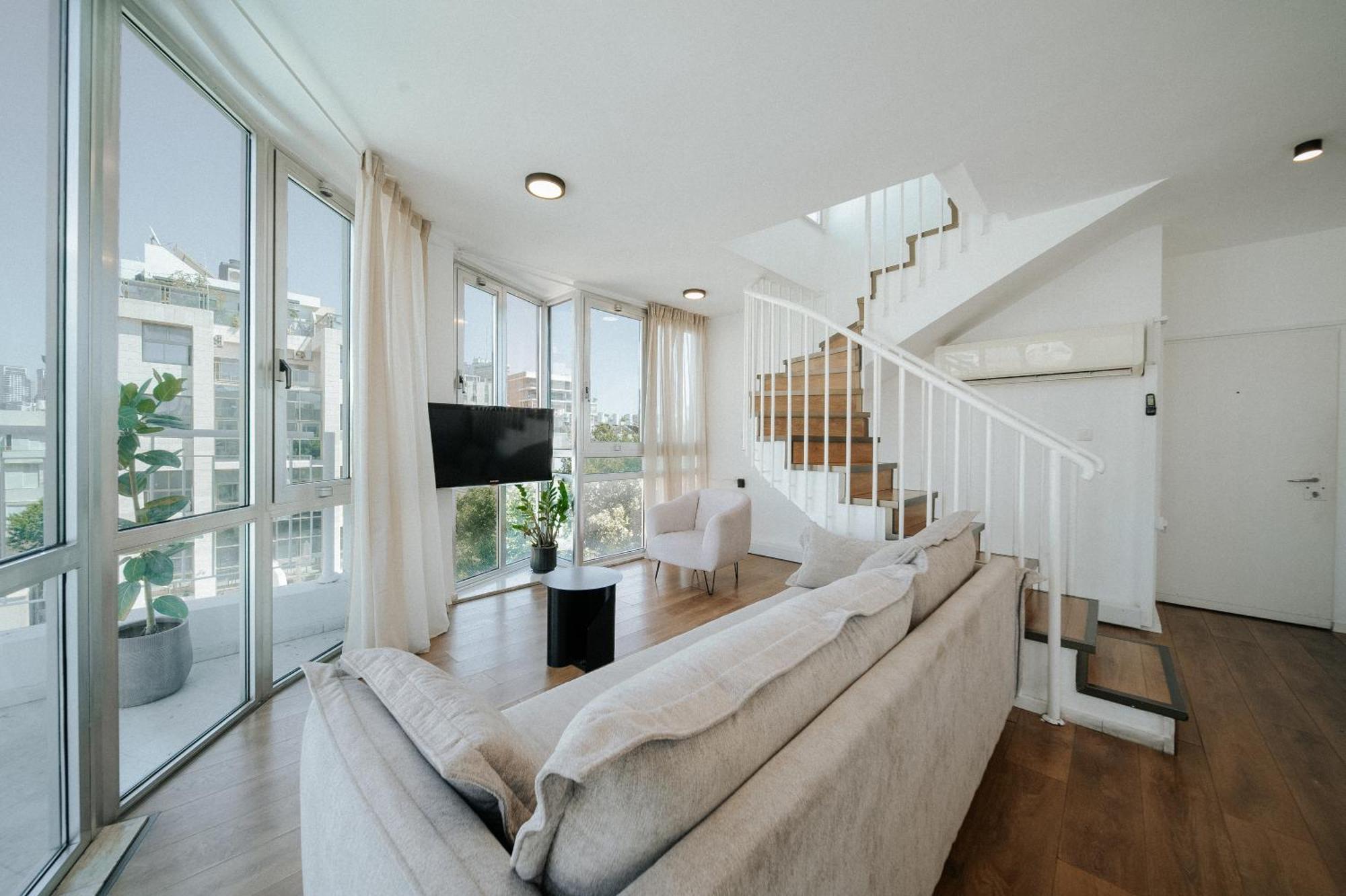 David Frishman - Sea View Penthouse *