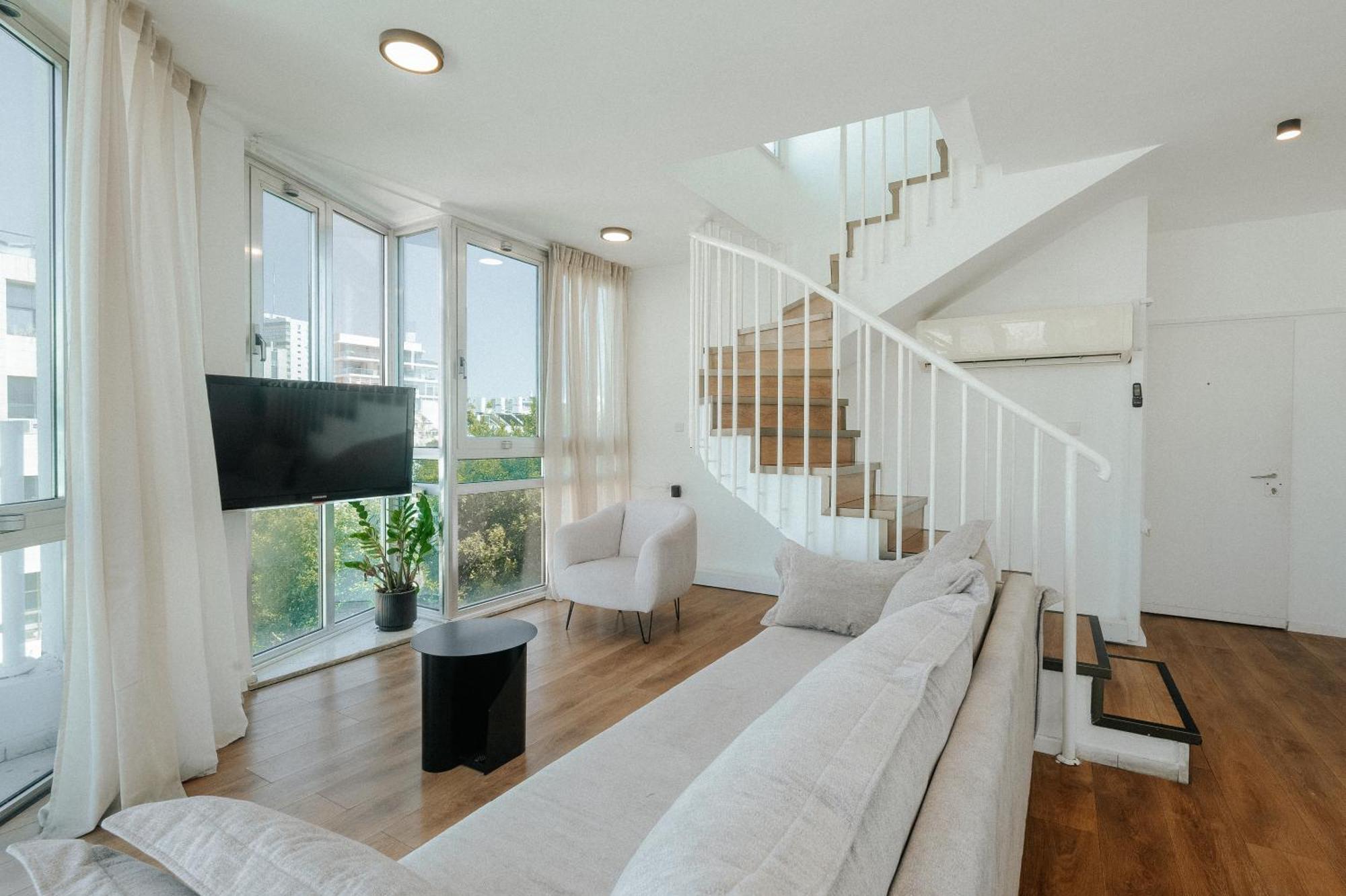 David Frishman - Sea View Penthouse Tel-Aviv