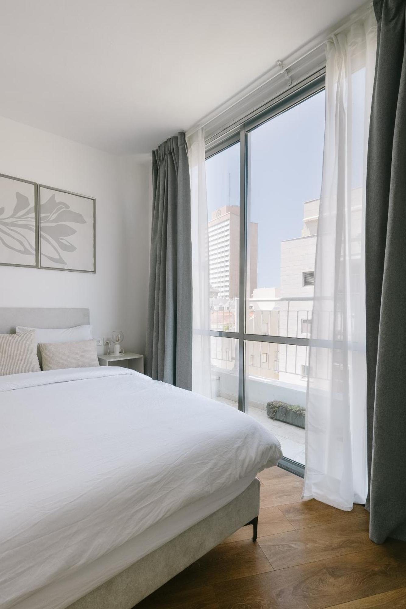 David Frishman - Sea View Penthouse Tel-Aviv
